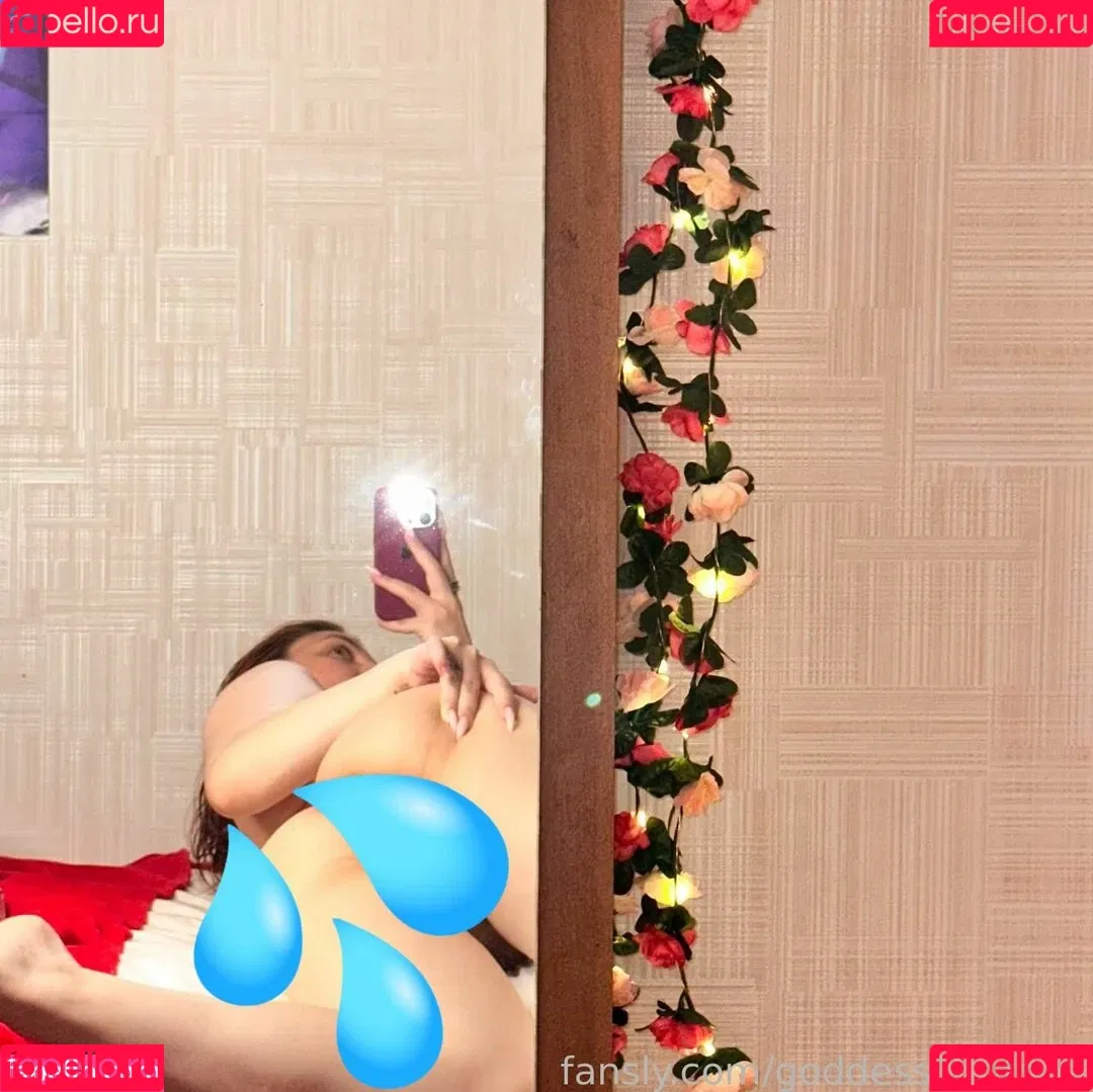 goddessMiranda Onlyfans Photo Gallery 