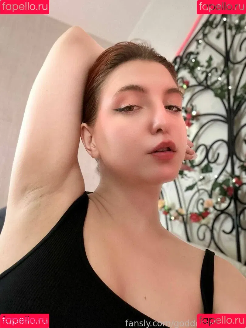 goddessMiranda Onlyfans Photo Gallery 