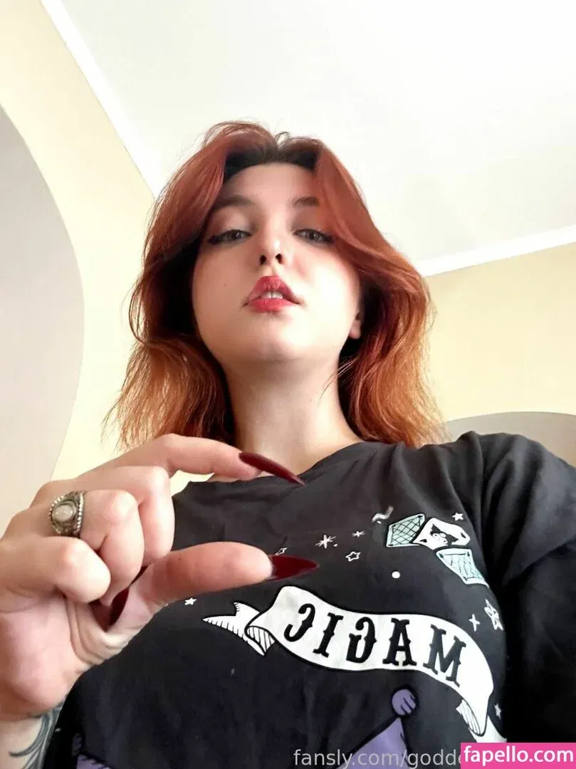 goddessMiranda Onlyfans Photo Gallery 