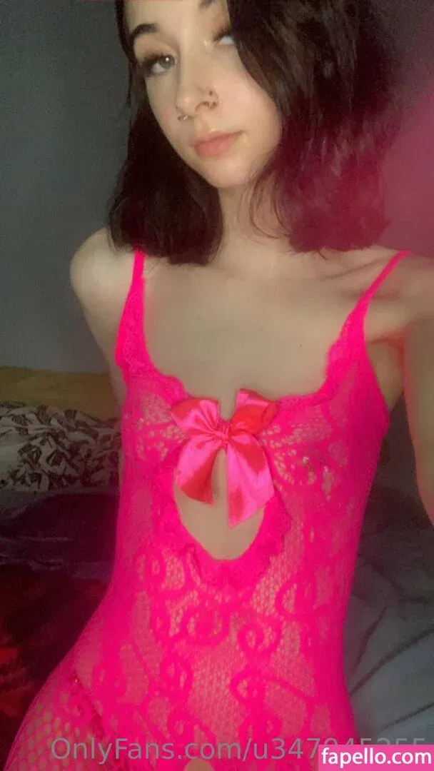 Babbyhann2 Onlyfans Photo Gallery 