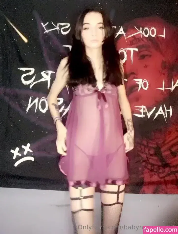 Babbyhann2 Onlyfans Photo Gallery 