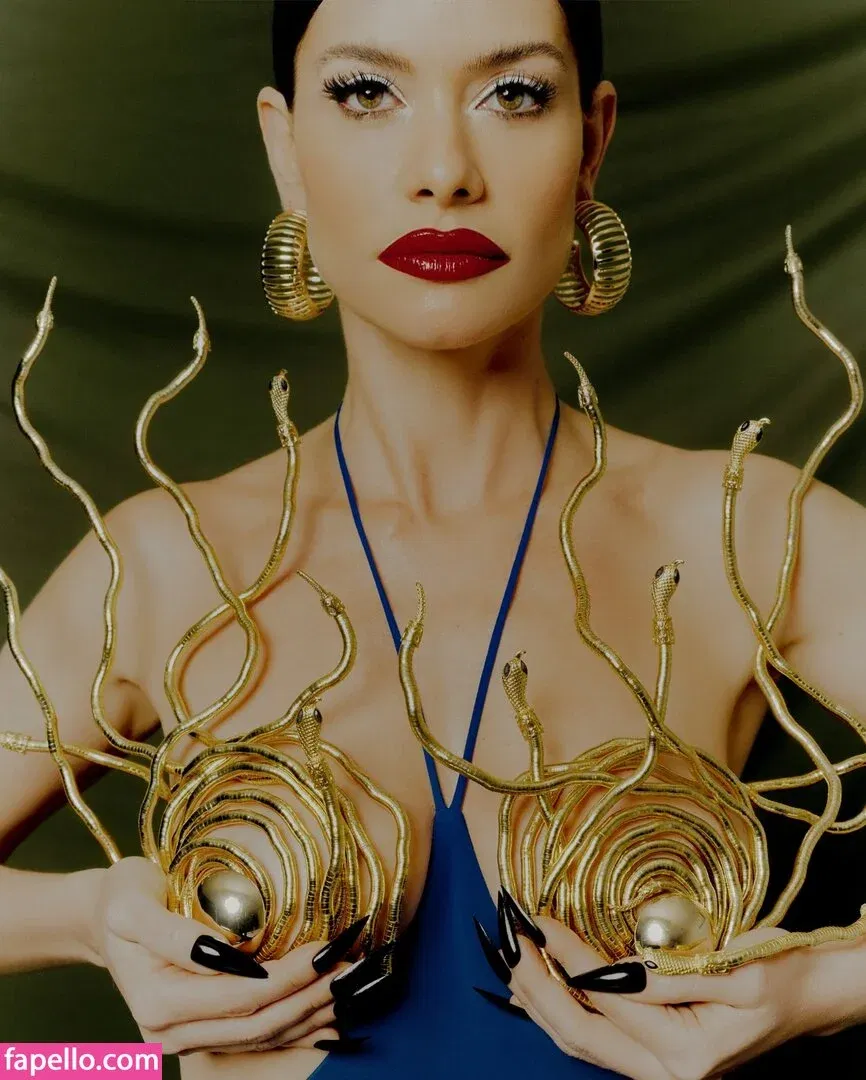 Alinne Moraes Onlyfans Photo Gallery 