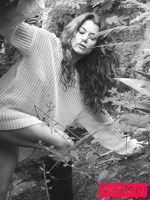 Alinne Moraes Nude Onlyfans Photo 33
