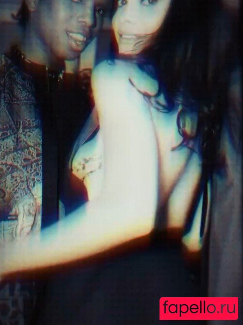 Alinne Moraes Nude Onlyfans Photo 25