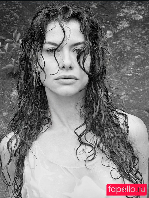 Alinne Moraes Nude Onlyfans Photo 10
