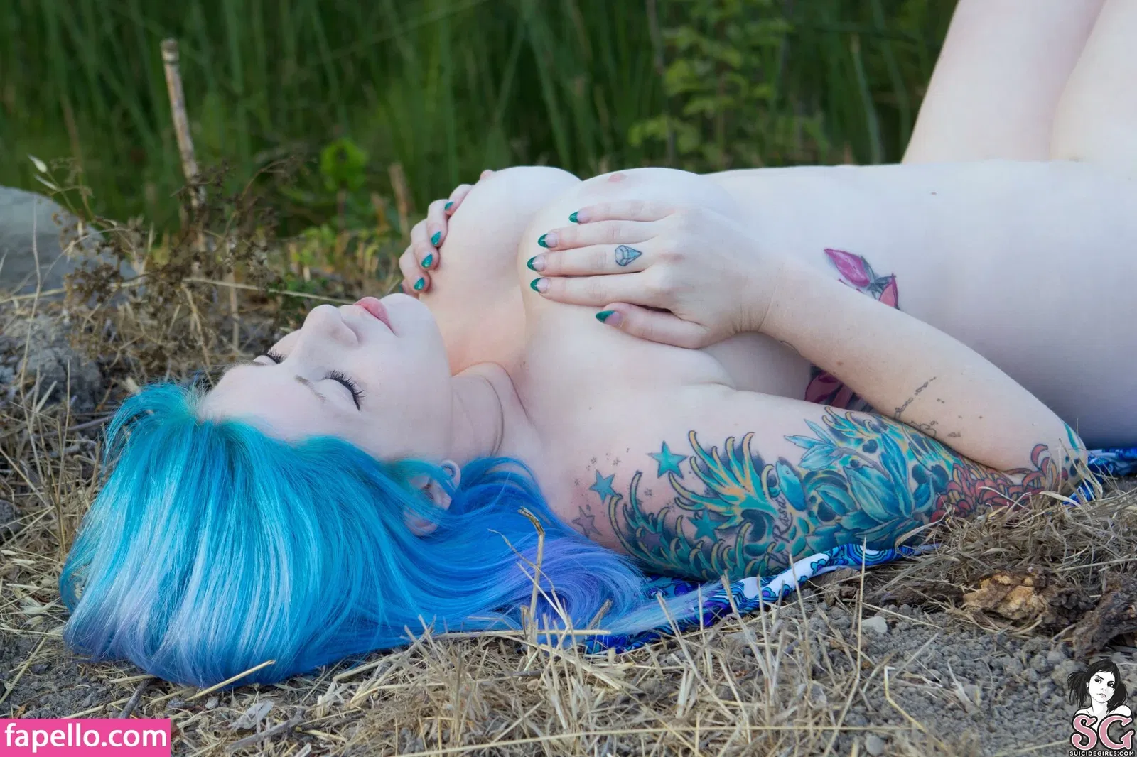 Dabalinasuicide Onlyfans Photo Gallery 