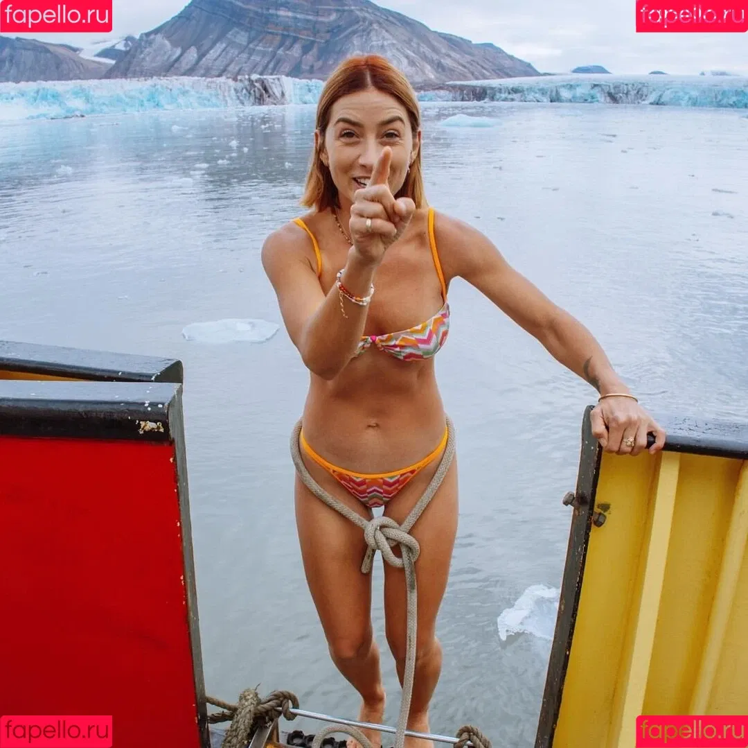 Elayna Carausu Onlyfans Photo Gallery 
