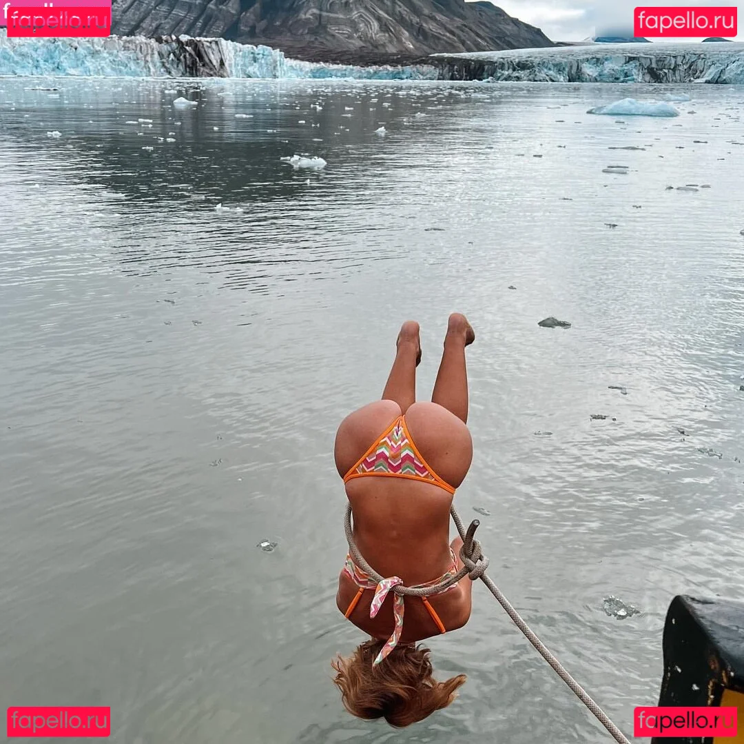 Elayna Carausu Onlyfans Photo Gallery 