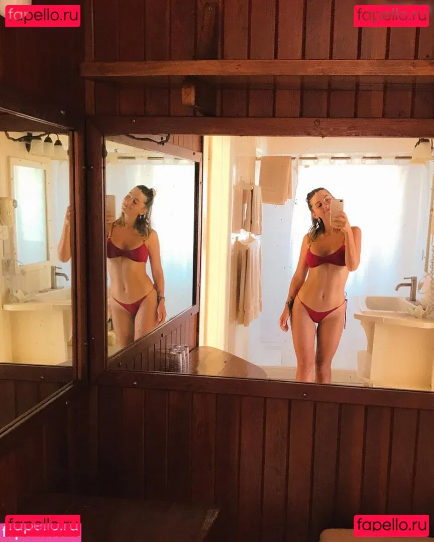 Elayna Carausu Onlyfans Photo Gallery 