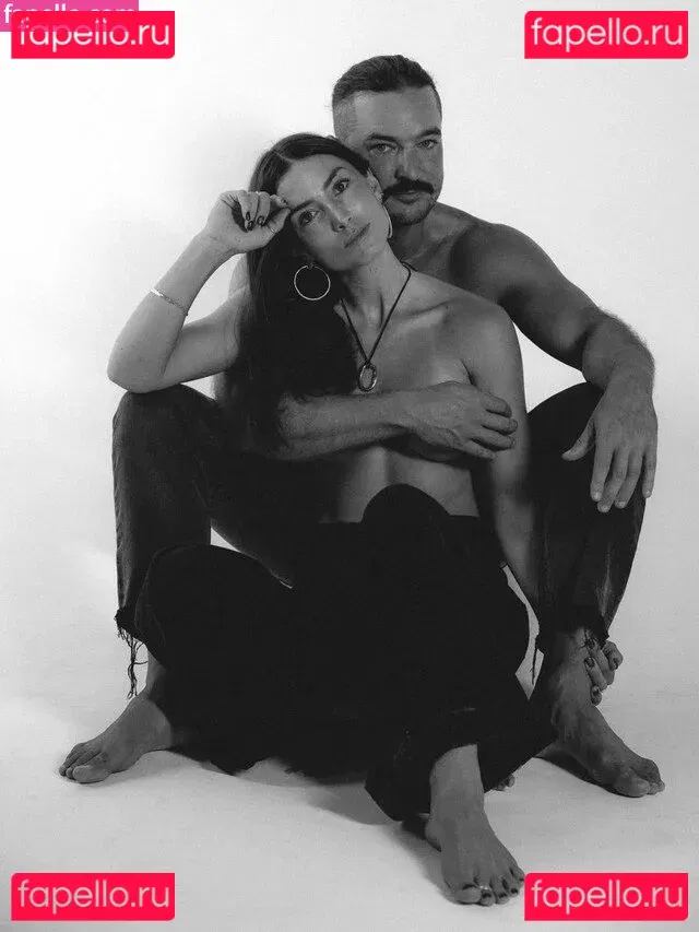 Elayna Carausu Onlyfans Photo Gallery 