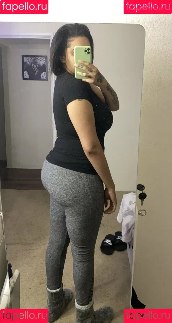berryatnight Onlyfans Photo Gallery 