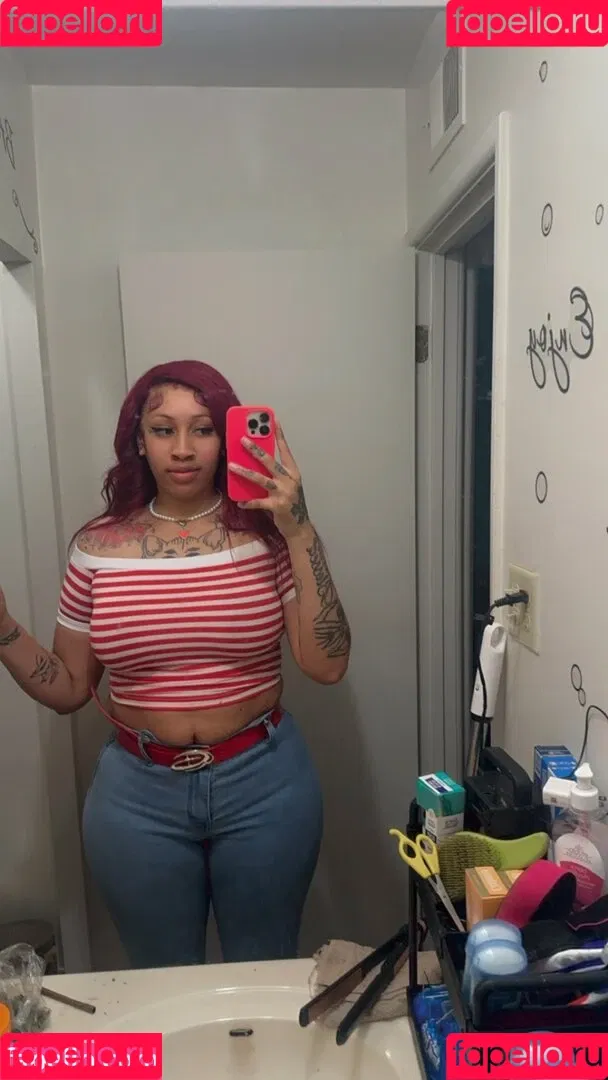 berryatnight Onlyfans Photo Gallery 