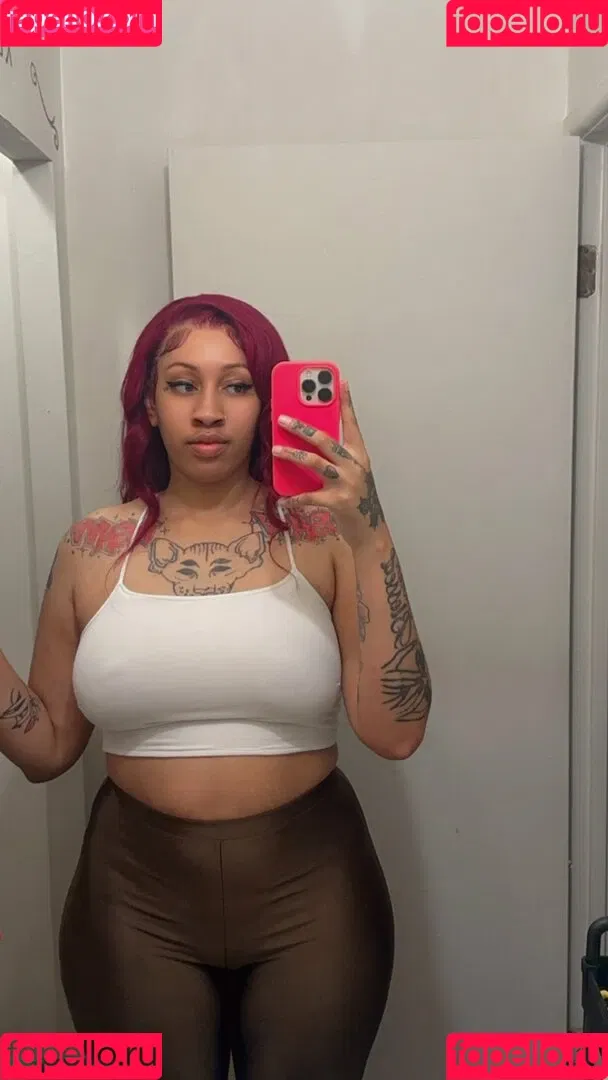 berryatnight Onlyfans Photo Gallery 