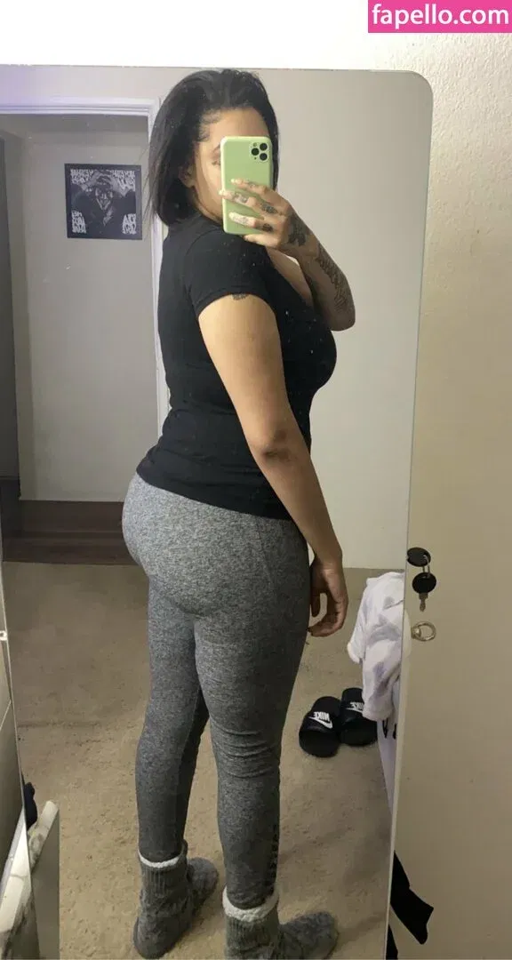 berryatnight Onlyfans Photo Gallery 