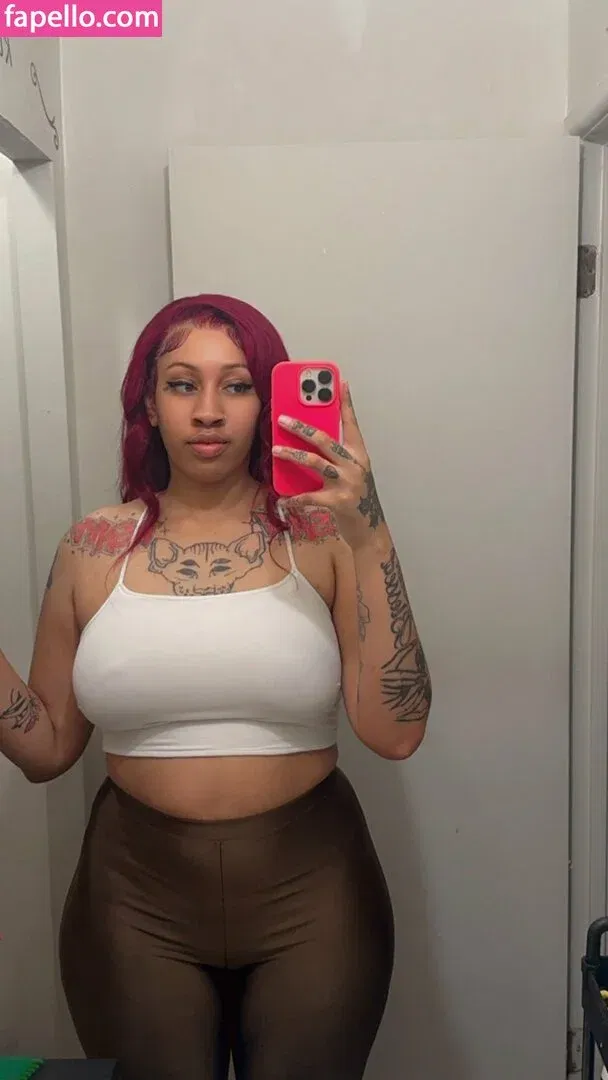 berryatnight Onlyfans Photo Gallery 