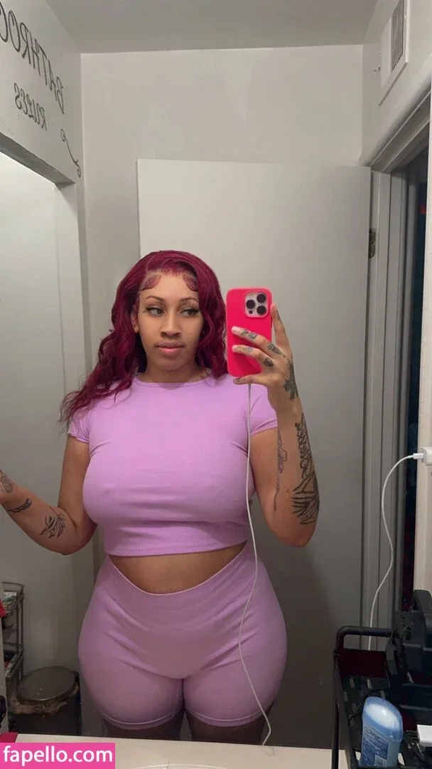 berryatnight Onlyfans Photo Gallery 