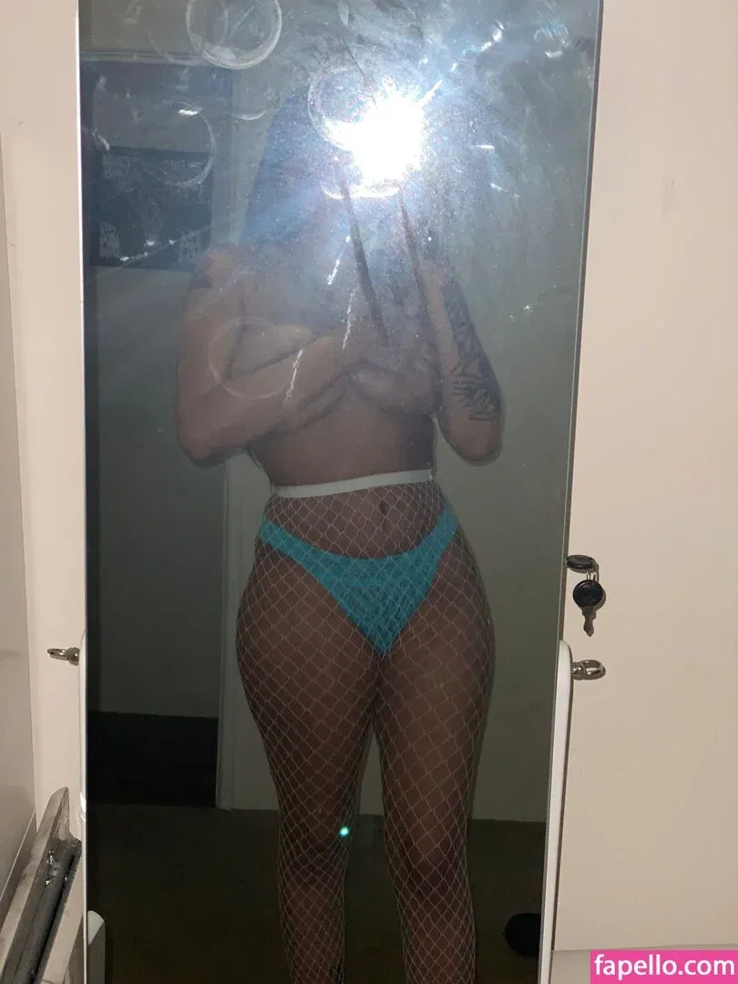 berryatnight Onlyfans Photo Gallery 