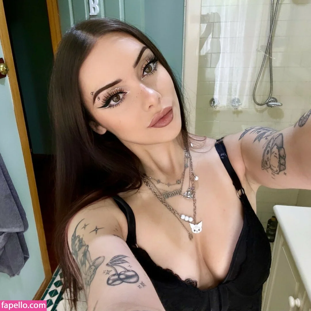2bratty Nude Onlyfans Photo 17