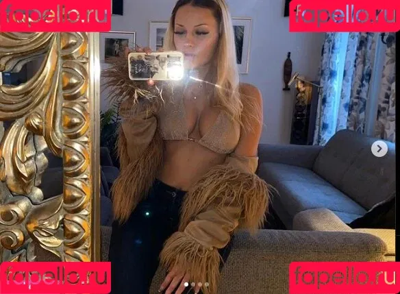 candysson Onlyfans Photo Gallery 