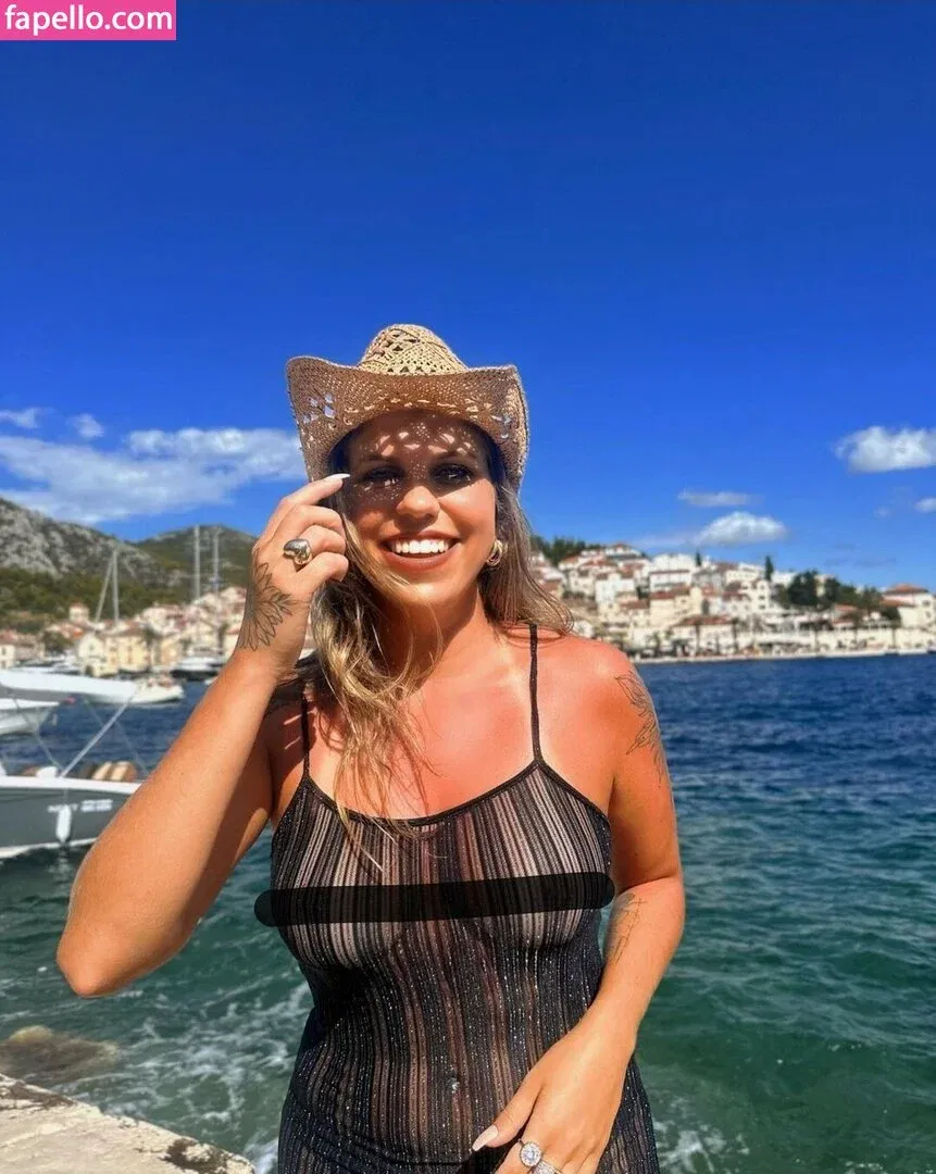 Alexandra Lauschner Onlyfans Photo Gallery 