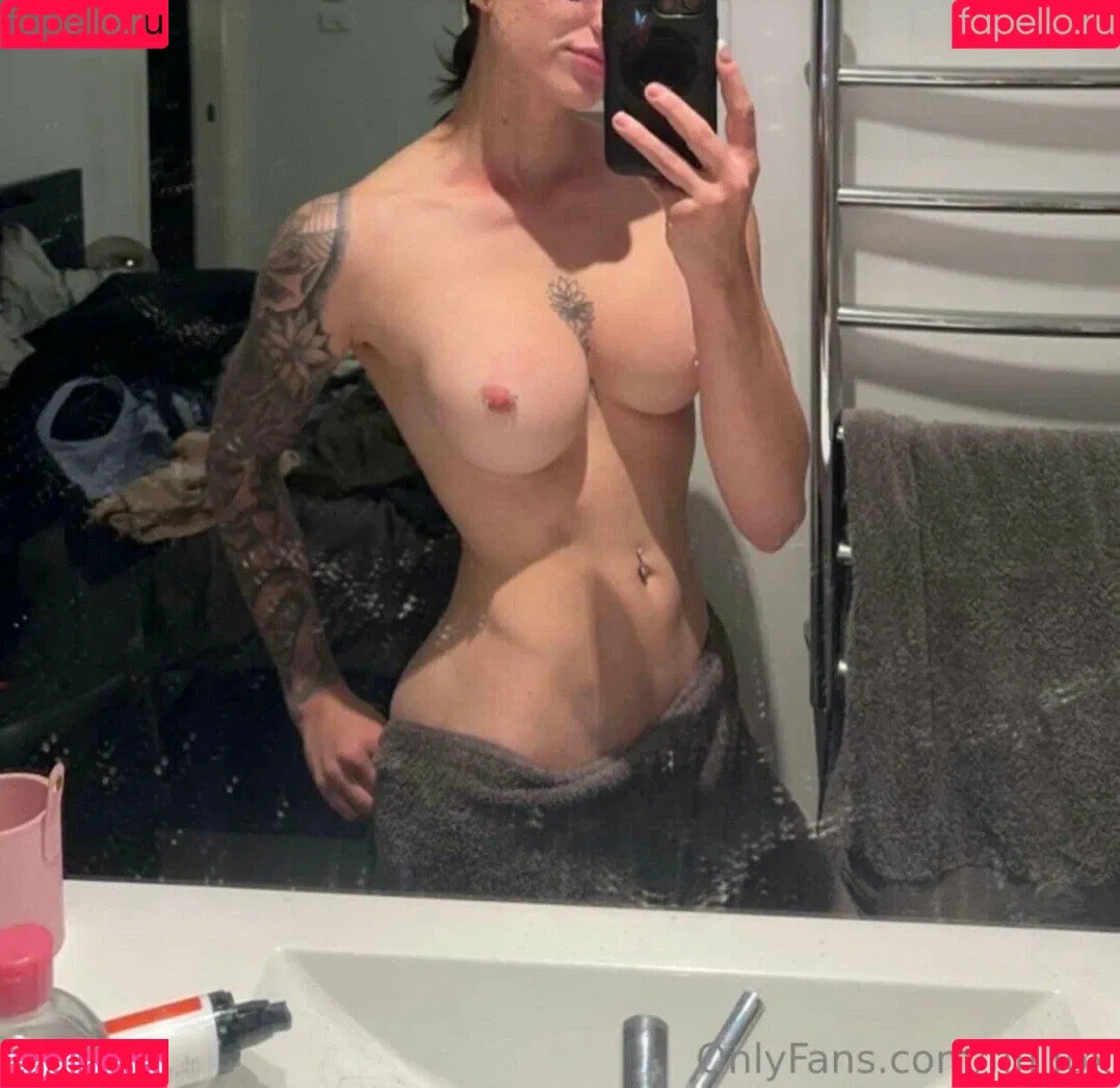 Fin.25 Onlyfans Photo Gallery 
