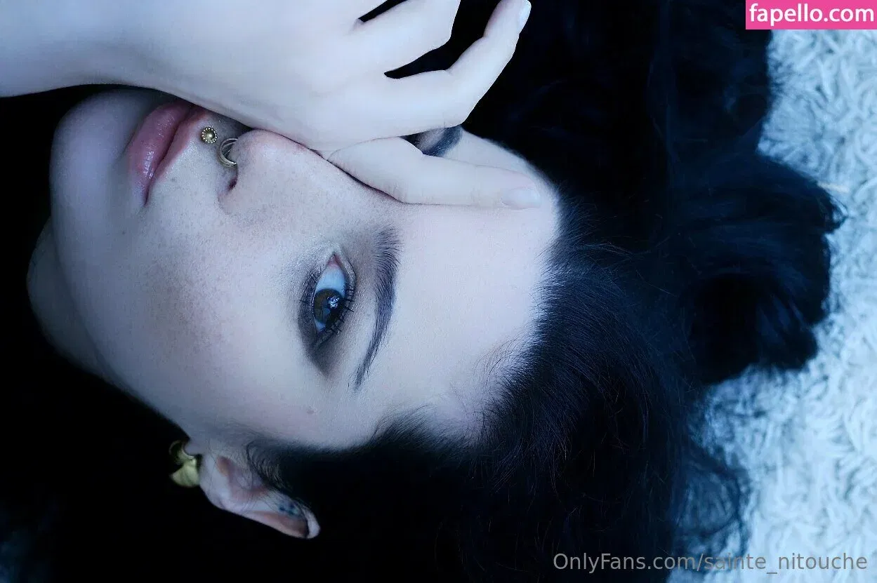 sainte_nitouche Onlyfans Photo Gallery 