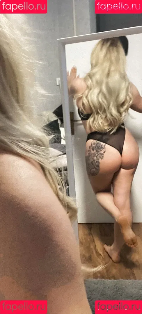 xlaura412 Onlyfans Photo Gallery 