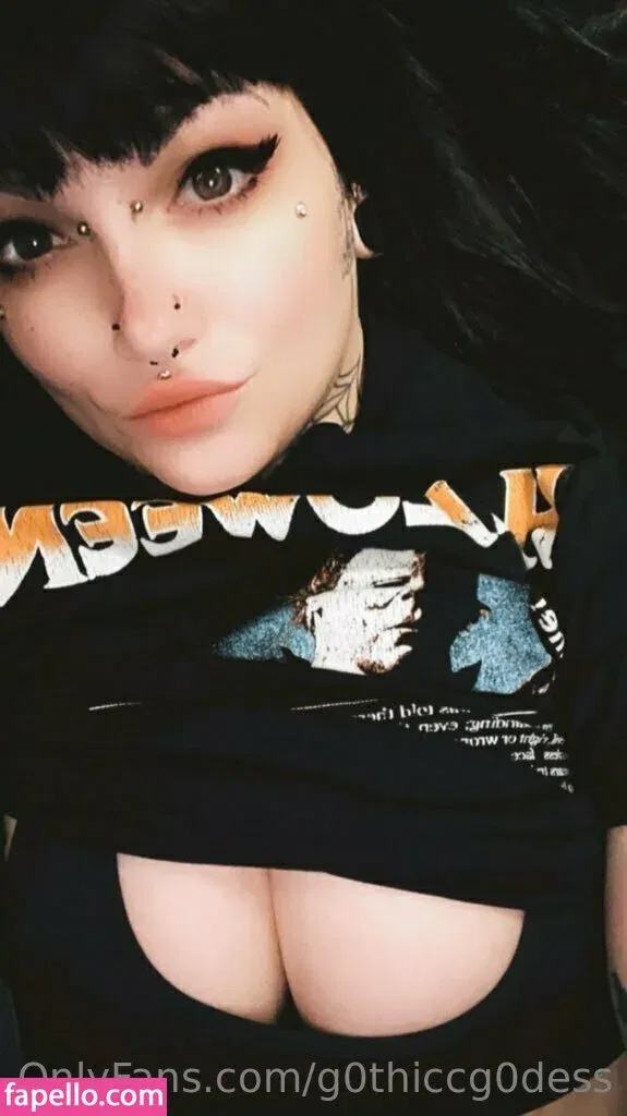 G0thicc Onlyfans Photo Gallery 