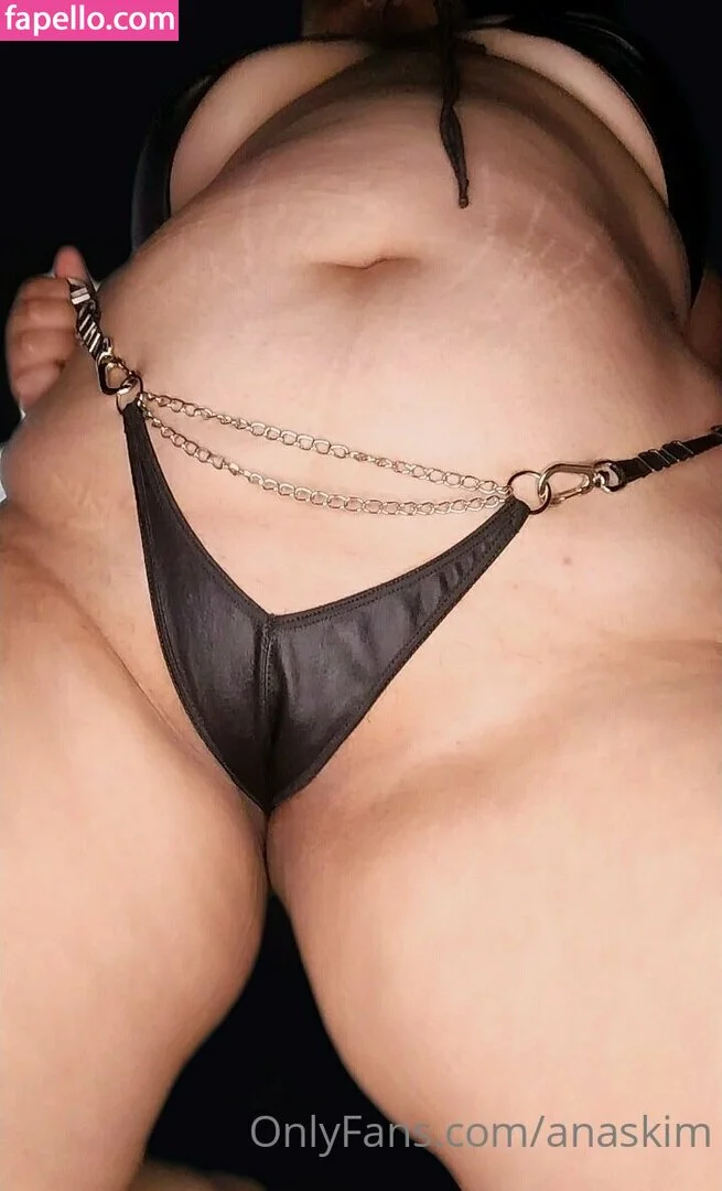 anaskim Onlyfans Photo Gallery 