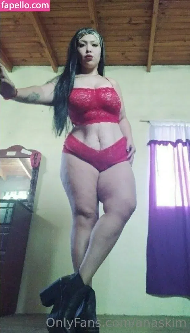 anaskim Onlyfans Photo Gallery 