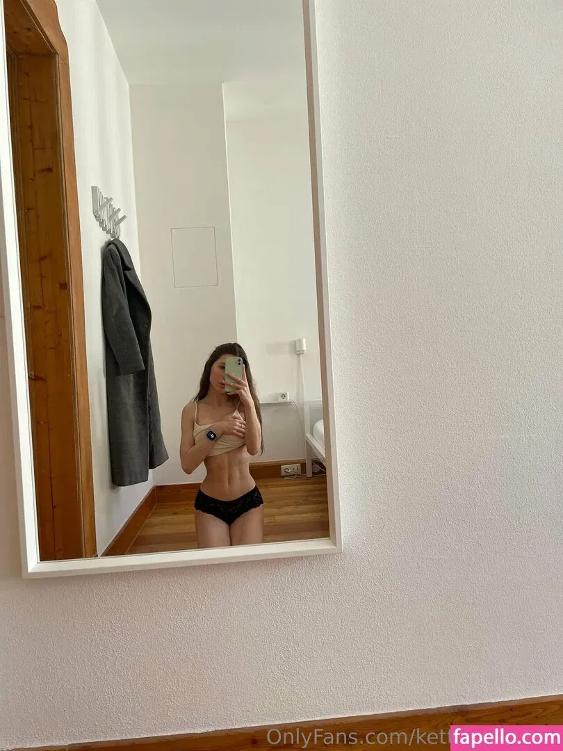 kettyaesthetic Onlyfans Photo Gallery 