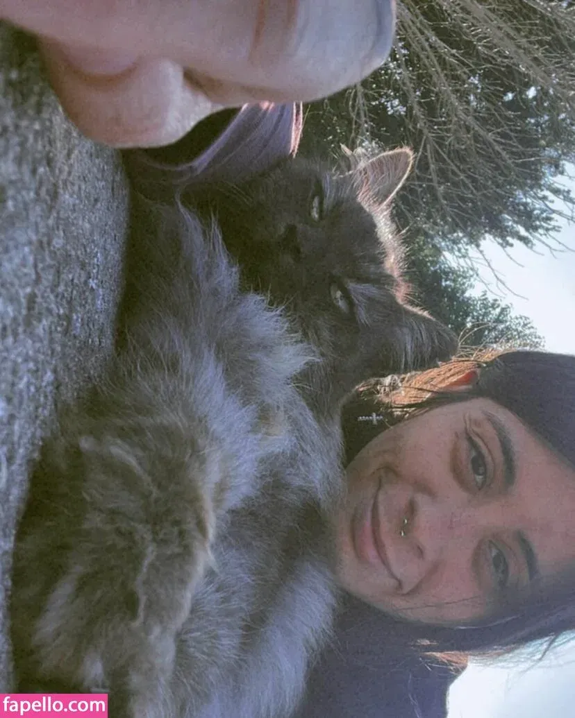 Hairy Luvo Onlyfans Photo Gallery 