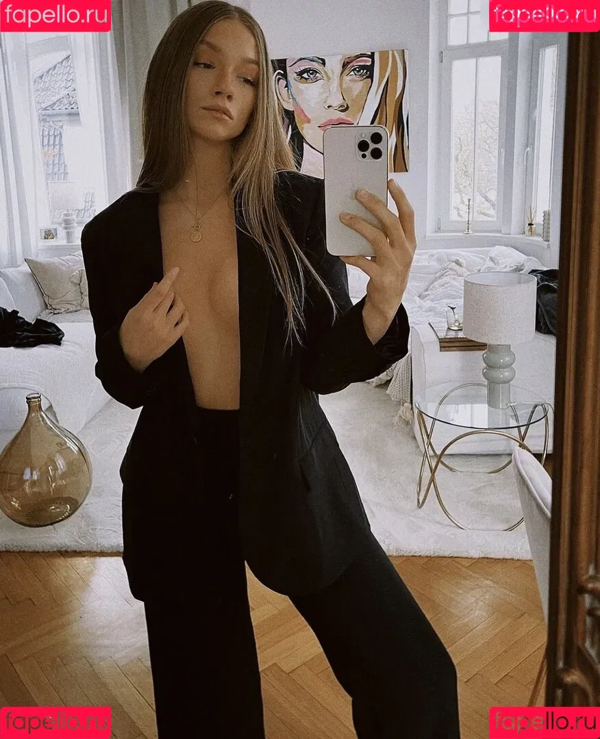 Celine Sophie Rae Onlyfans Photo Gallery 