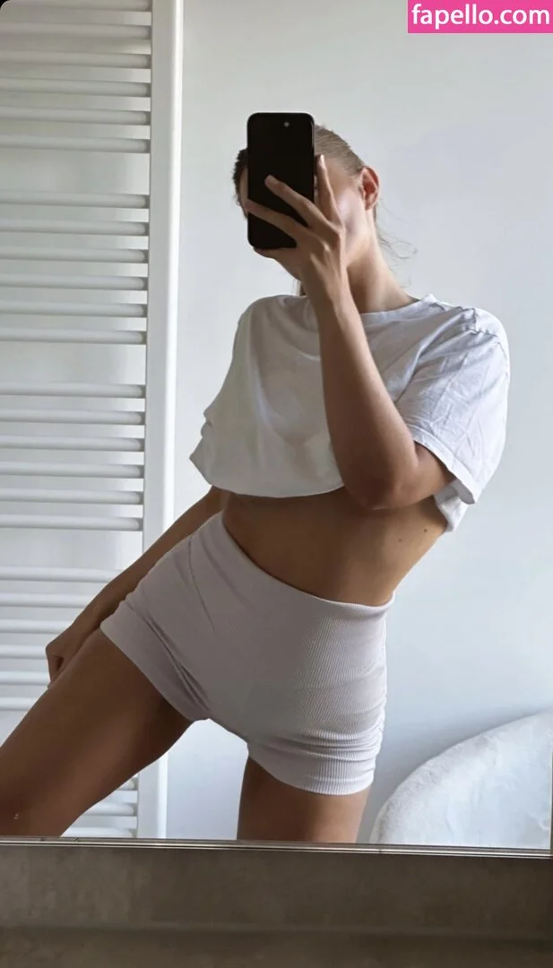 Celine Sophie Rae Onlyfans Photo Gallery 