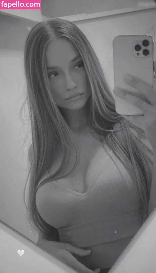 Celine Sophie Rae Onlyfans Photo Gallery 