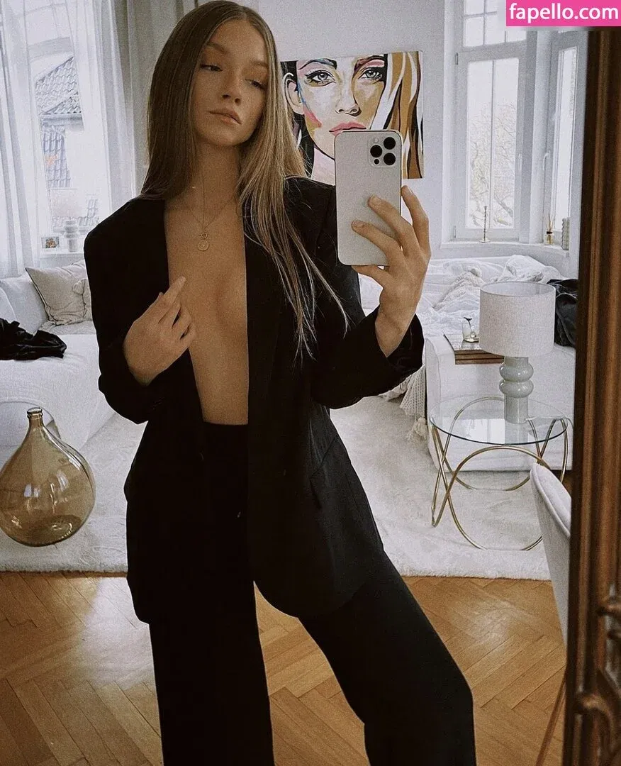 Celine Sophie Rae Onlyfans Photo Gallery 