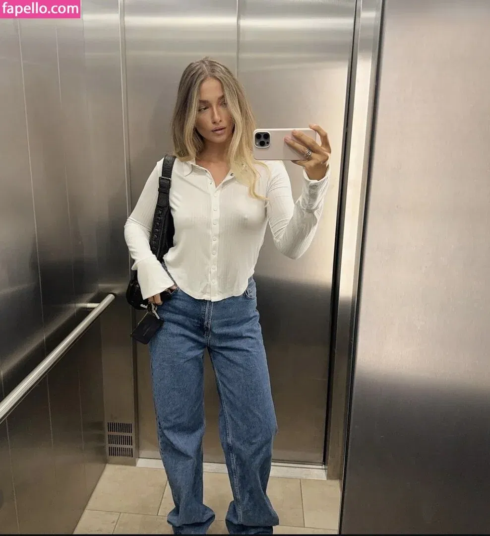 Celine Sophie Rae Onlyfans Photo Gallery 