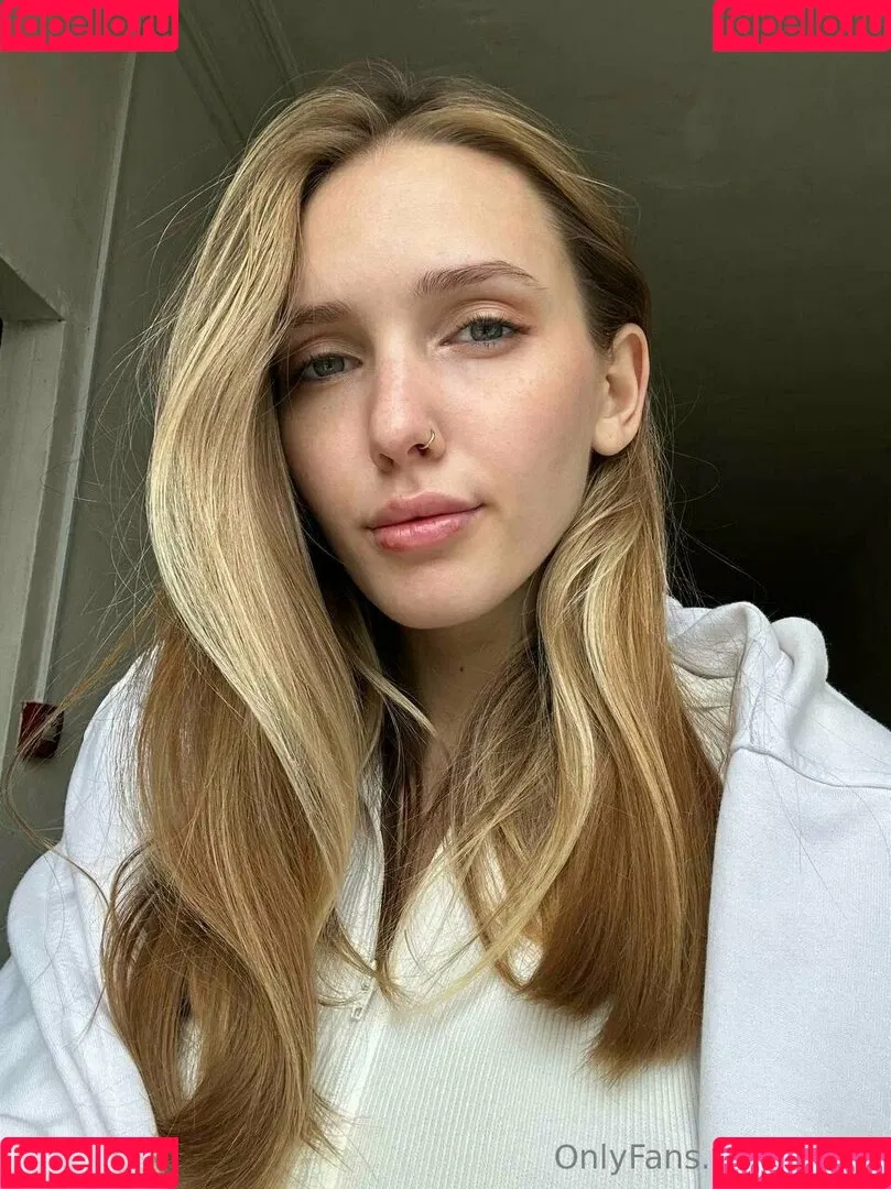 i.lina Onlyfans Photo Gallery 