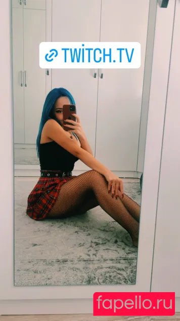 Bimorhia Nude Onlyfans Photo 13