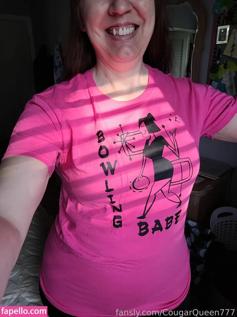 CougarQueen777 Onlyfans Photo Gallery 