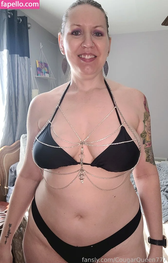 CougarQueen777 Onlyfans Photo Gallery 