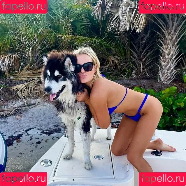 Kyla Deaver Onlyfans Photo Gallery 