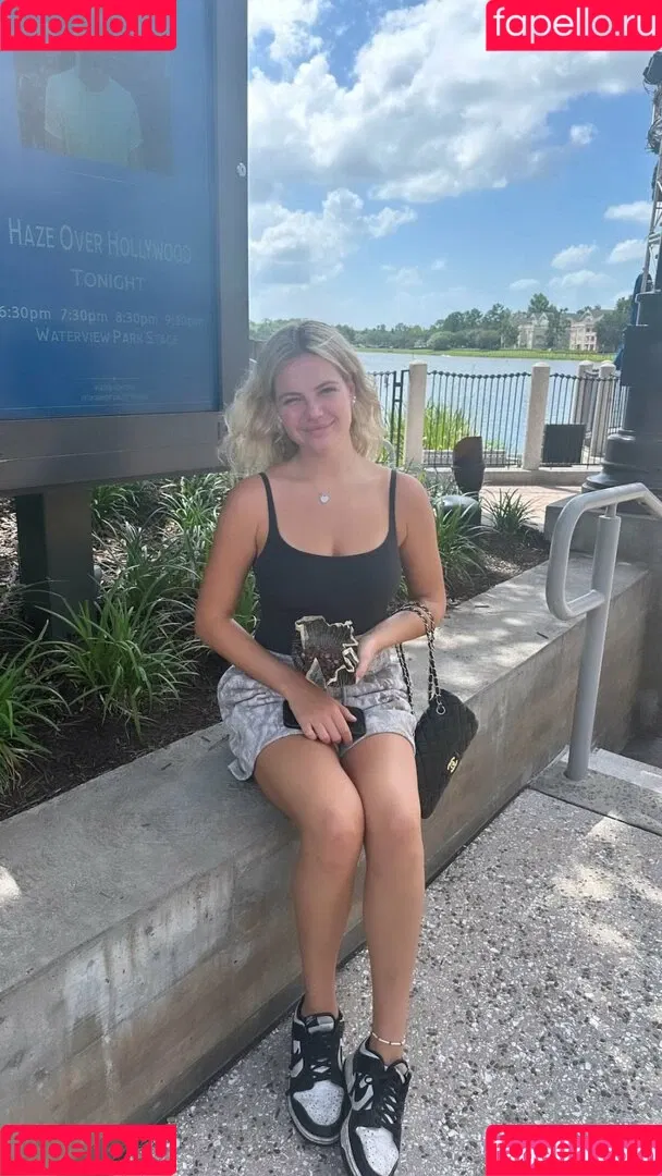 Kyla Deaver Onlyfans Photo Gallery 