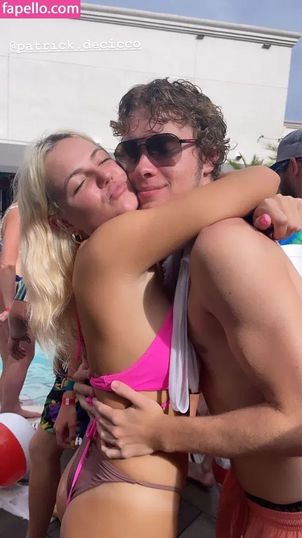 Kyla Deaver Onlyfans Photo Gallery 