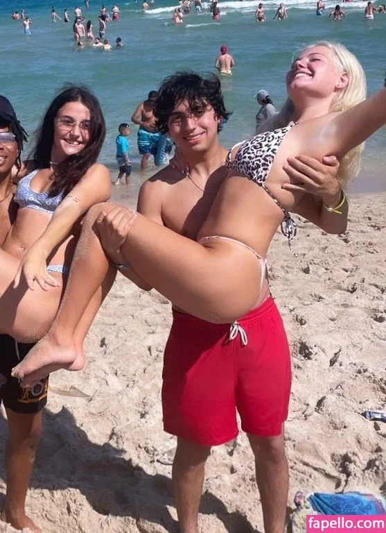 Kyla Deaver Onlyfans Photo Gallery 