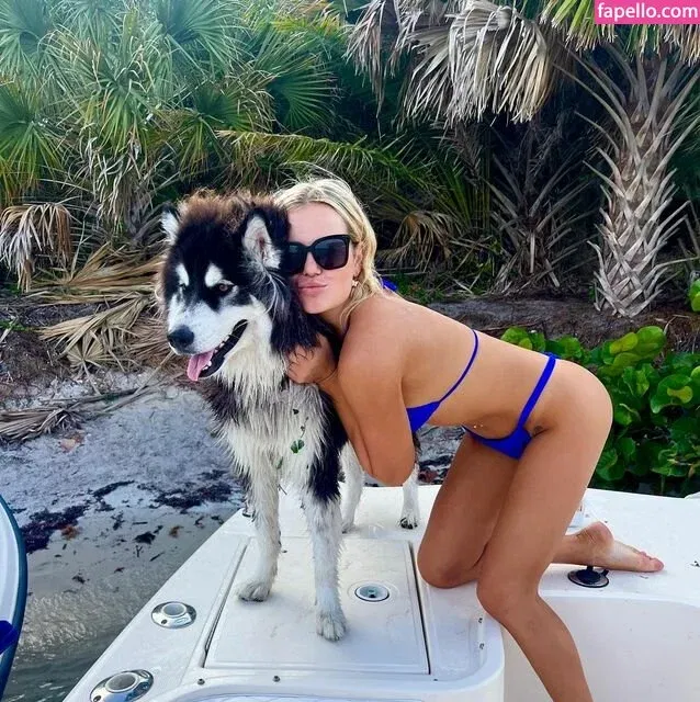 Kyla Deaver Onlyfans Photo Gallery 