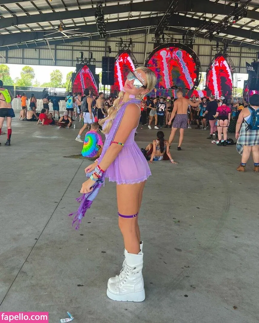 Kyla Deaver Onlyfans Photo Gallery 