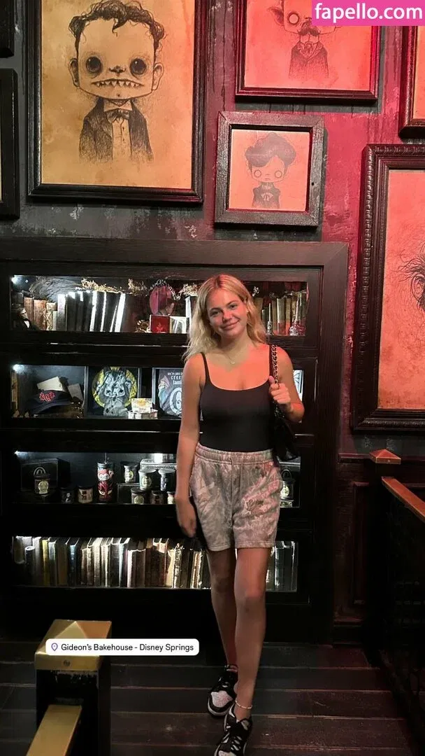 Kyla Deaver Onlyfans Photo Gallery 