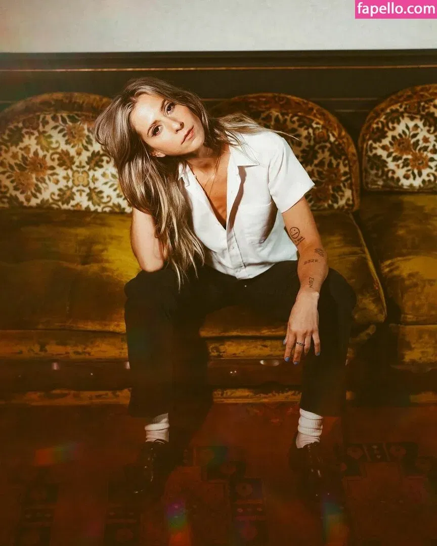 Alicia Bognanno Onlyfans Photo Gallery 