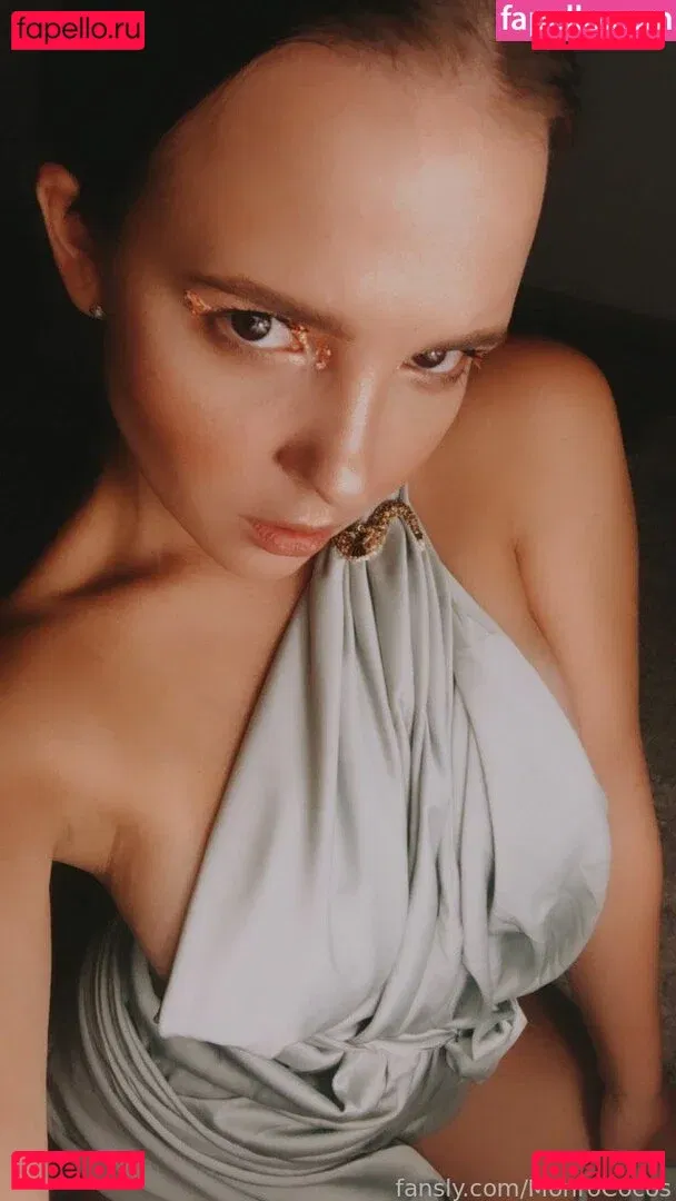 MonroCocos Onlyfans Photo Gallery 